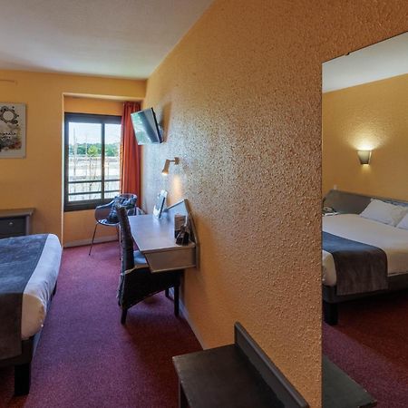 Logis Hotel Noemys Brive - Restaurant Le Teinchurier Ruang foto