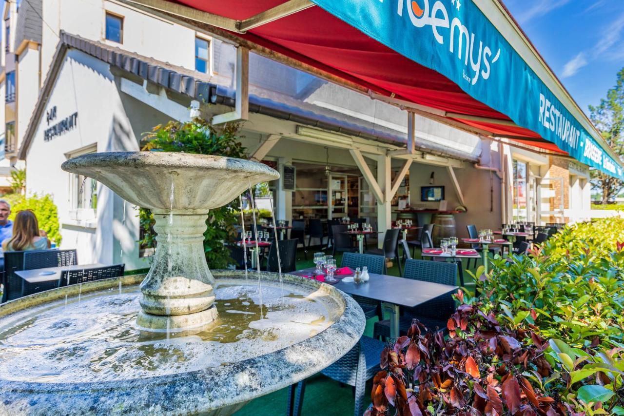 Logis Hotel Noemys Brive - Restaurant Le Teinchurier Bagian luar foto