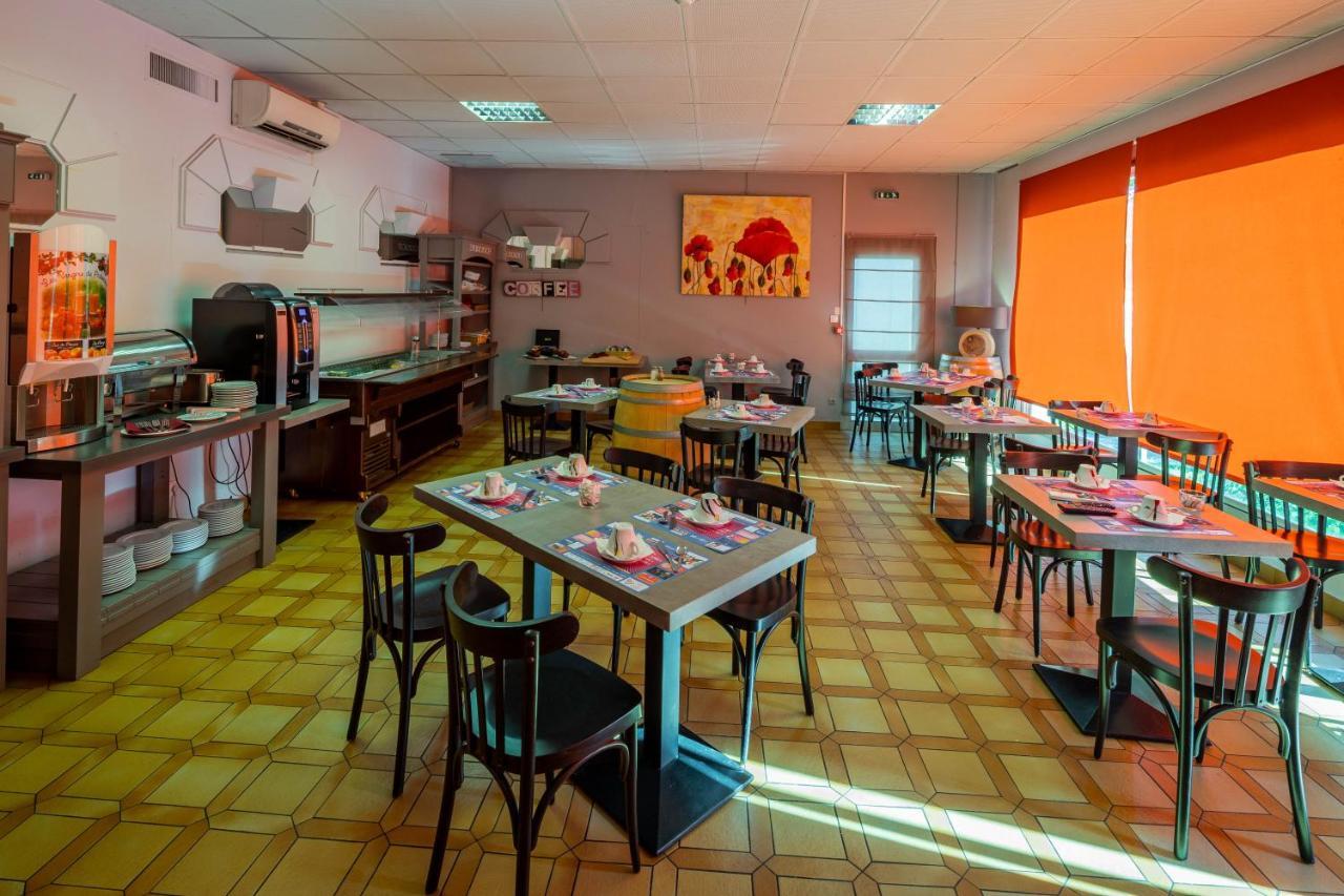 Logis Hotel Noemys Brive - Restaurant Le Teinchurier Bagian luar foto